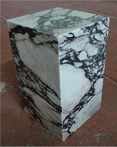 Calacatta Viola Plinth borðhönnun